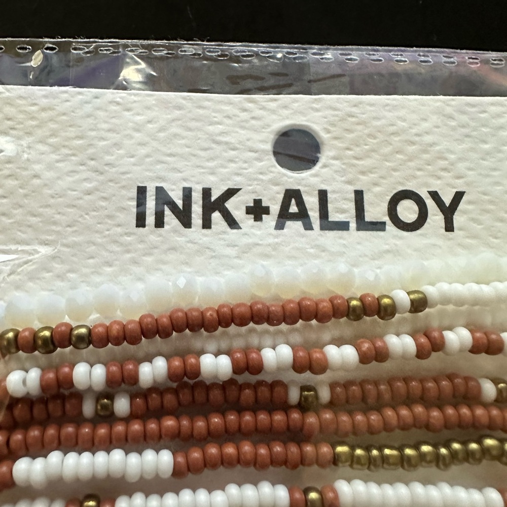 Ink & Alloy Burnt Orange and White - Picture 6 of 8